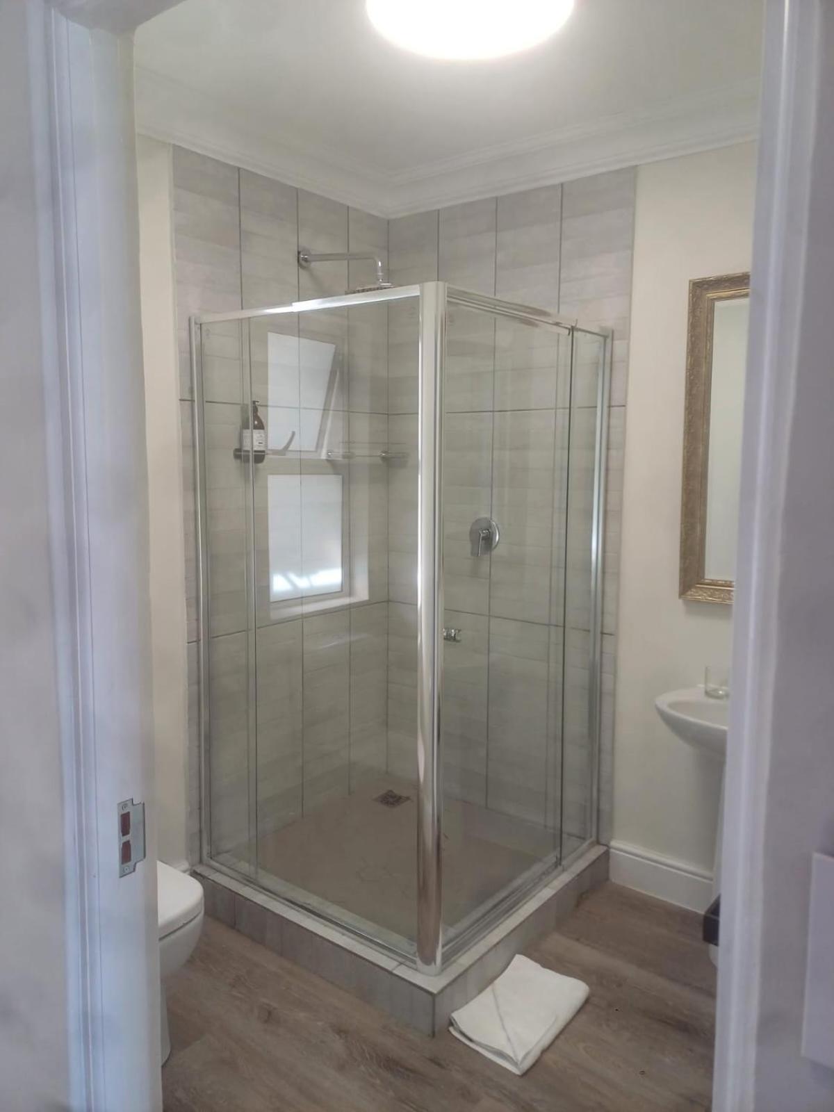 Thyme Wellness Spa And Guesthouse Cape Town Bagian luar foto